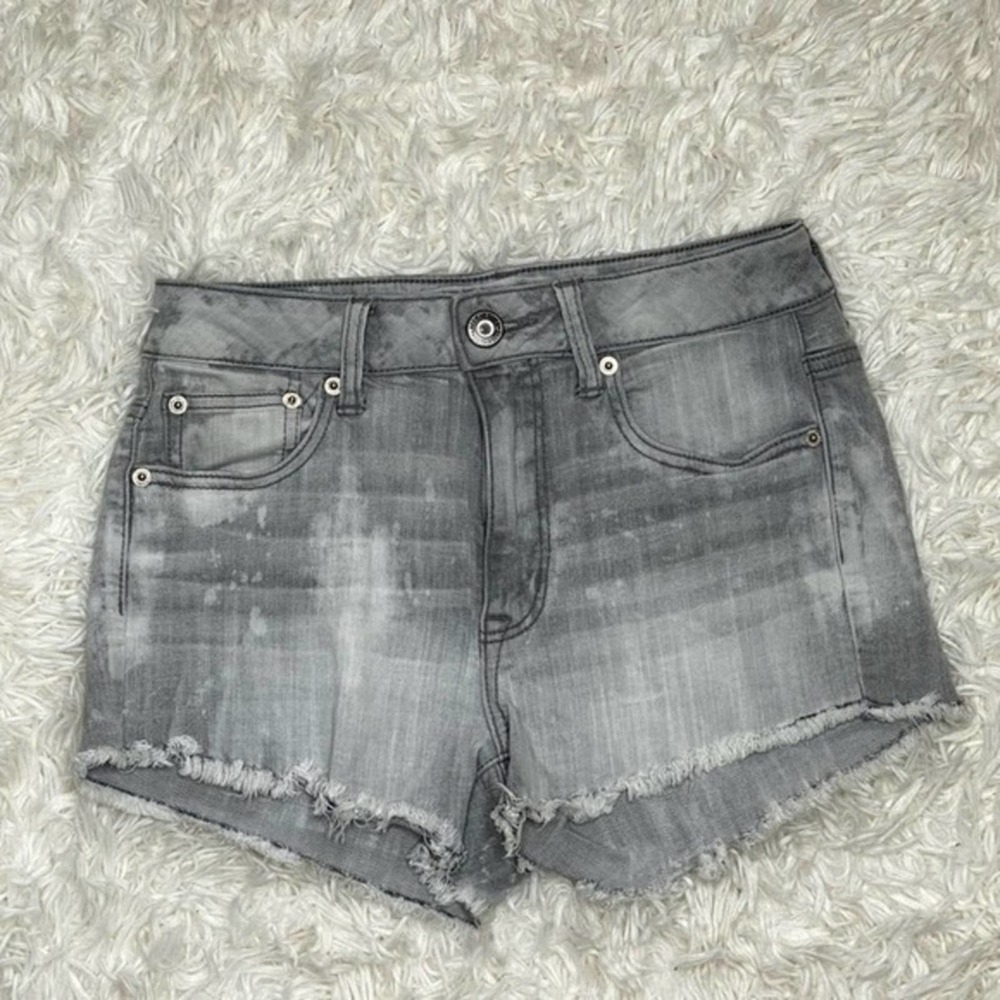 American Eagle Gray Distressed Denim Shorts Size 6 - Picture 4 of 11